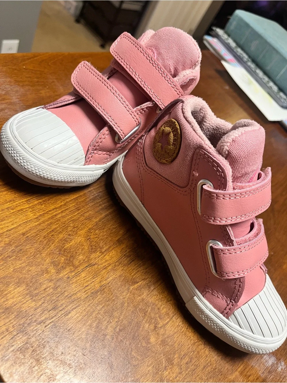 Kids Pink High-Top Velcro Sneakers converse boots size 9 C